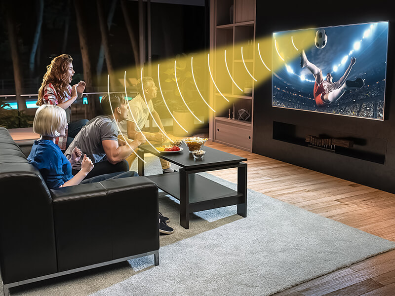 居家看電視使用定向音箱