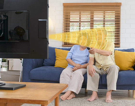 智能電視集成定向音響，個(gè)性化聽音，不干擾休息的人。